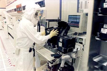 监测自动湿刻蚀工具中的晶圆