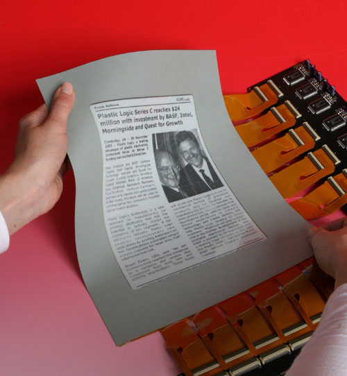 采用电子墨水技术的显示器